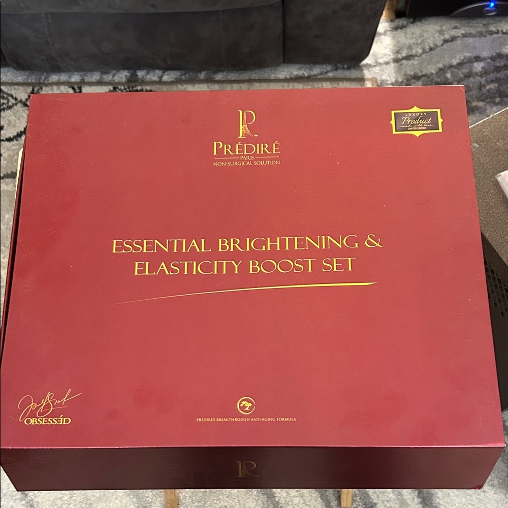 Essential Brightening & Elasticity Boost Set - Red